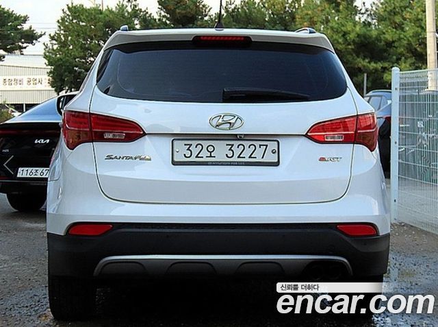 Hyundai Santa Fe (DM) Diesel(e-VGT) 2.2 2WD Smart 2014 — фото 4