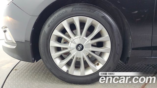 Hyundai Sonata (LF) 2.0 Smart 2016 — фото 5