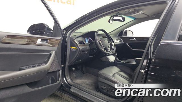 Hyundai Sonata (LF) 2.0 Smart 2016 — фото 10