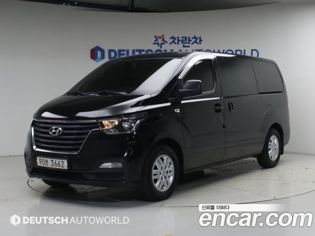 Hyundai Grand Starex Van 3-Seater Smart