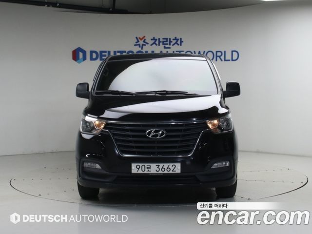 Hyundai Grand Starex Van 3-Seater Smart 2020 — фото 3