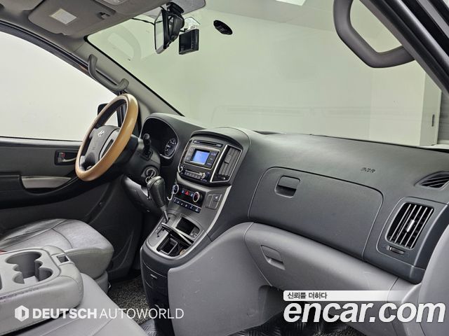 Hyundai Grand Starex Van 3-Seater Smart 2020 — фото 7