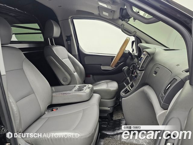 Hyundai Grand Starex Van 3-Seater Smart 2020 — фото 10