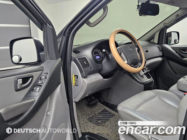 Hyundai Grand Starex Van 3-Seater Smart 2020 — фото 15