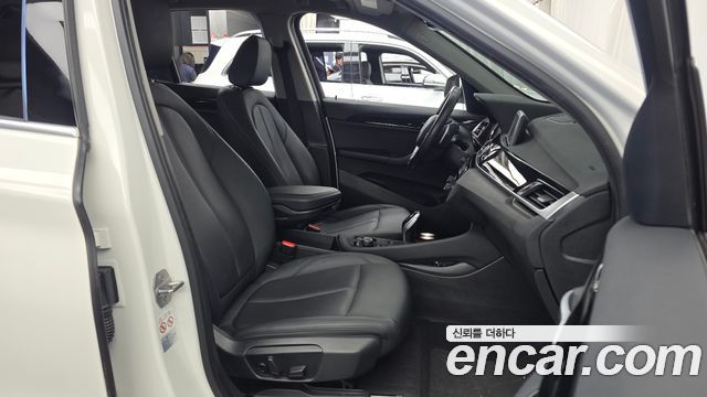 BMW X1 (F48) xDrive 18d Premium 2019 — фото 11