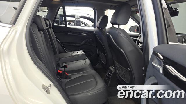 BMW X1 (F48) xDrive 18d Premium 2019 — фото 12