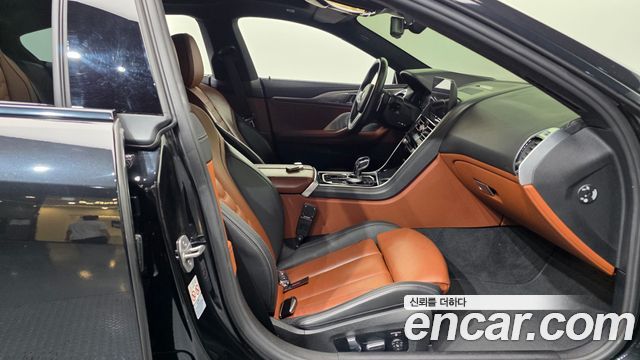 BMW 8 Series (G15) M850i xDrive Gran Coupe 2023 — фото 15