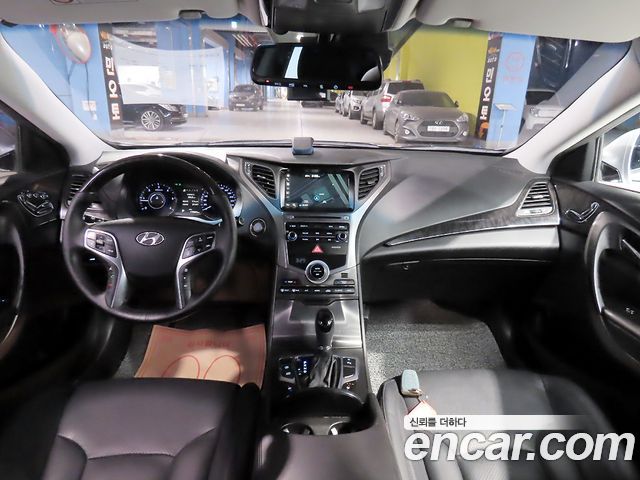 Hyundai Grandeur (HG) HG220 Diesel Premium 2015 — фото 5