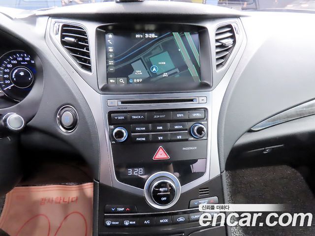 Hyundai Grandeur (HG) HG220 Diesel Premium 2015 — фото 15