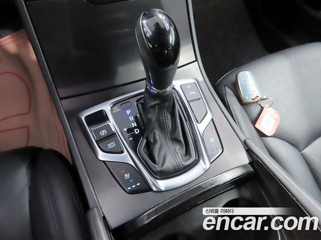 Hyundai Grandeur (HG) HG220 Diesel Premium 2015 — фото 16