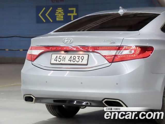 Hyundai Grandeur (HG) HG220 Diesel Premium 2015 — фото 21