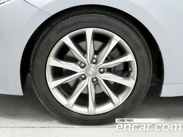 Hyundai Grandeur (HG) HG220 Diesel Premium 2015 — фото 24