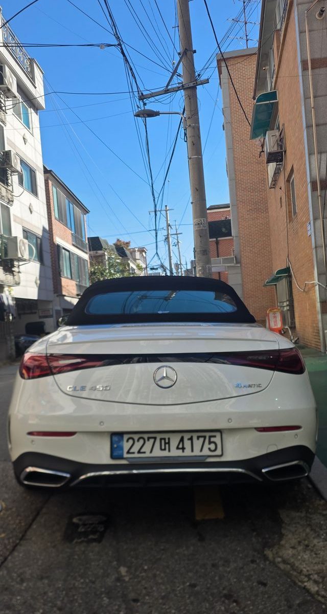 Mercedes-Benz CLE-Class (C236) CLE450 4MATIC Cabriolet 2025 — фото 4