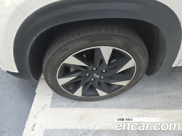 Kia Seltos Diesel 1.6 4WD Gravity 2021 — фото 5