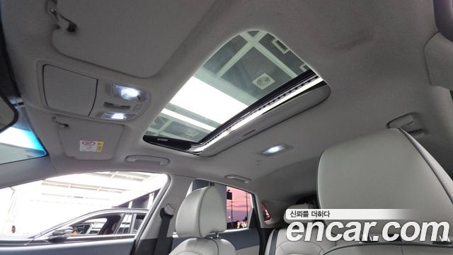 Hyundai Kona Electric Premium 2020 — фото 18
