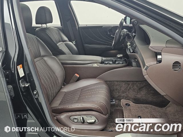 Lexus LS500 (V) 3.5 Luxury AWD 2020 — фото 10