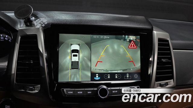 KG Mobility (SsangYong) Rexton Sports Khan Diesel 2.2 4WD Professional S (5-Link) 2019 — фото 15