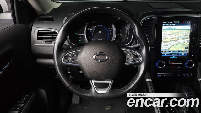 Renault Korea QM6 2.0 LPe LE Signature 2WD 2023 — фото 13