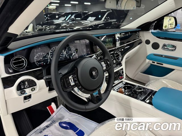 Rolls-Royce Ghost (II) 6.7 EWB V12 2023 — фото 4