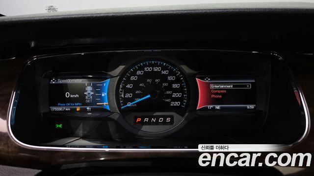 Ford Taurus 2.0 Limited EcoBoost 6th 2016 — фото 8
