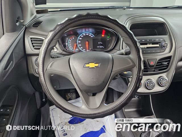 Chevrolet Spark LS 2019 — фото 17