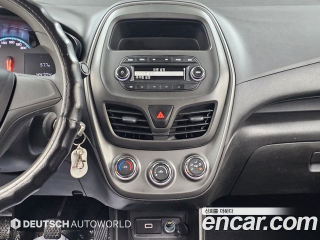 Chevrolet Spark LS 2019 — фото 18