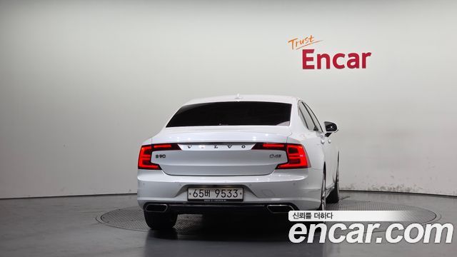 Volvo S90 D4 Inscription 2018 — фото 4