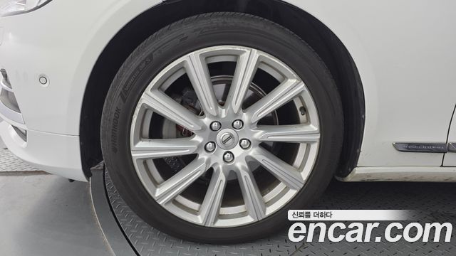 Volvo S90 D4 Inscription 2018 — фото 5