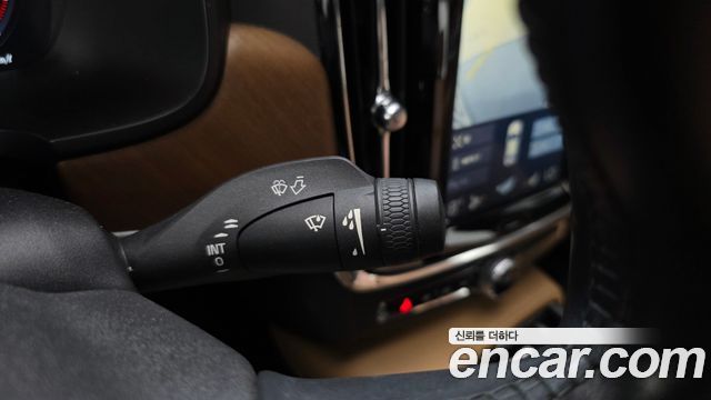 Volvo S90 D4 Inscription 2018 — фото 13