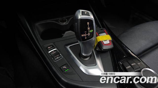 BMW 1 Series (F20) 118d Sport 5Door 2017 — фото 9