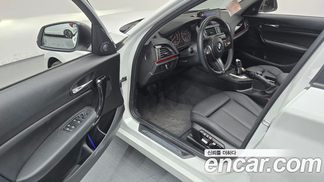 BMW 1 Series (F20) 118d Sport 5Door 2017 — фото 10