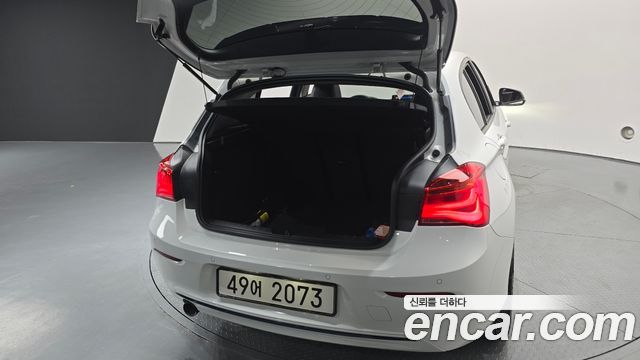 BMW 1 Series (F20) 118d Sport 5Door 2017 — фото 20
