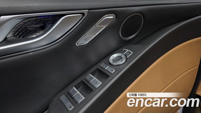 Genesis G80 (RG3) Gasoline 2.5 Turbo AWD 2022 — фото 35