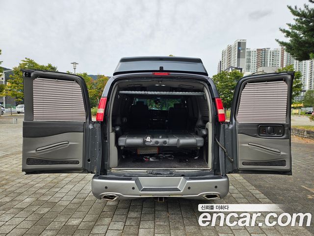 Chevrolet Express Van 6.0 2015 — фото 19