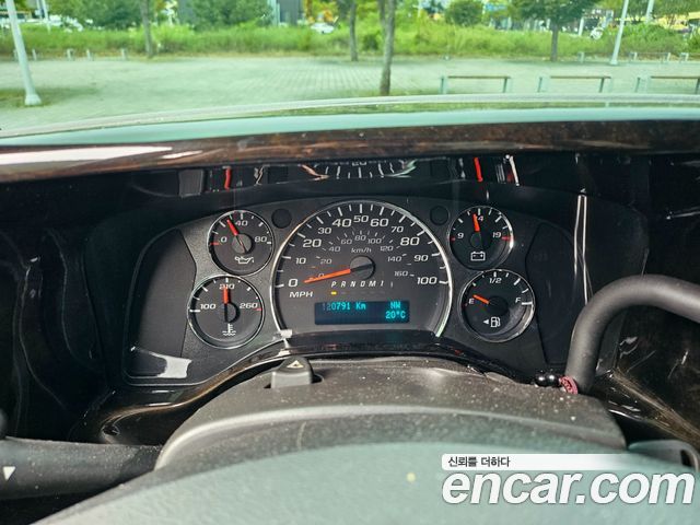 Chevrolet Express Van 6.0 2015 — фото 24