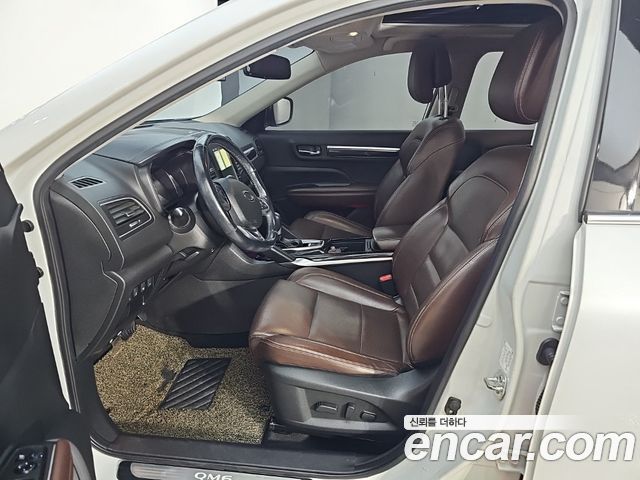 Renault Korea QM6 Diesel 4WD RE Signature 2017 — фото 15