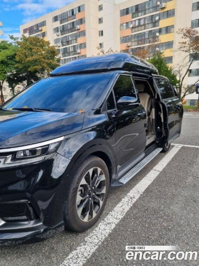 Kia Carnival (IV) Gasoline 9-Seater Hi-Limousine Signature 2023 — фото 2