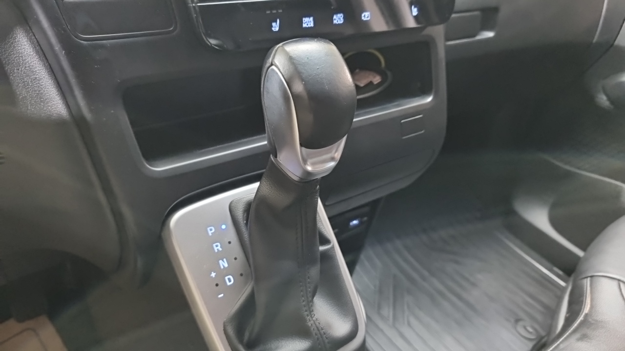 Hyundai Staria Cargo 3-Seater Modern 2022 — фото 10
