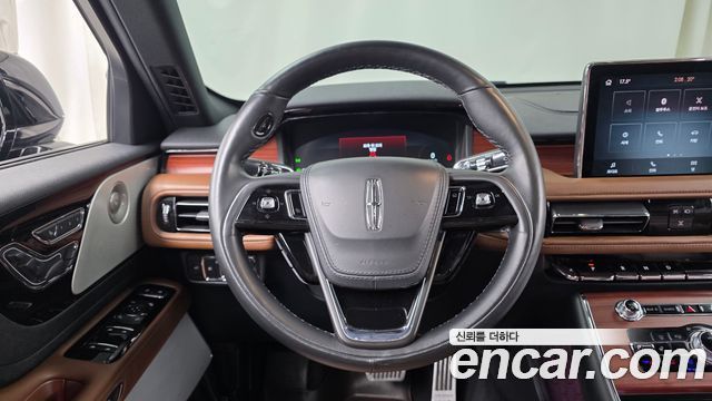 Lincoln Aviator (II) 3.0 Reserve  AWD 2022 — фото 12