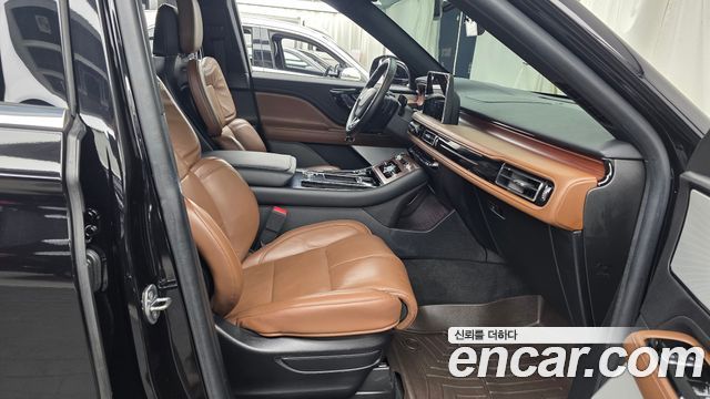 Lincoln Aviator (II) 3.0 Reserve  AWD 2022 — фото 26