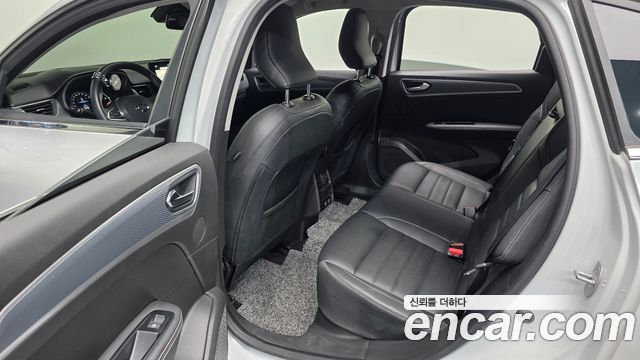 Renault Korea XM3 1.6 GTe RE 2023 — фото 12
