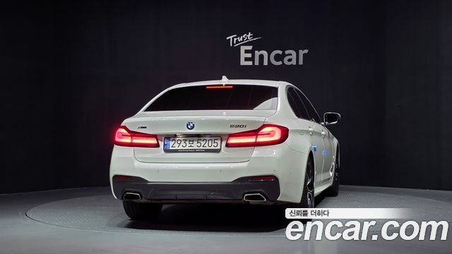 BMW 5 Series (G30) 530i xDrive M Sport Package 2022 — фото 4