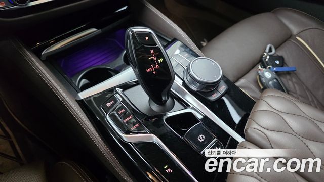 BMW 5 Series (G30) 530i xDrive M Sport Package 2022 — фото 9