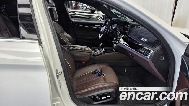 BMW 5 Series (G30) 530i xDrive M Sport Package 2022 — фото 11