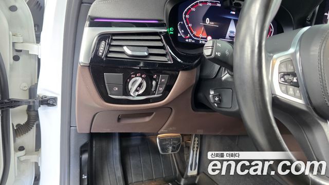 BMW 5 Series (G30) 530i xDrive M Sport Package 2022 — фото 16