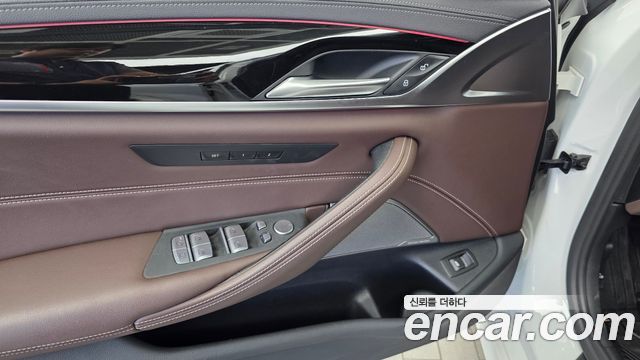 BMW 5 Series (G30) 530i xDrive M Sport Package 2022 — фото 28