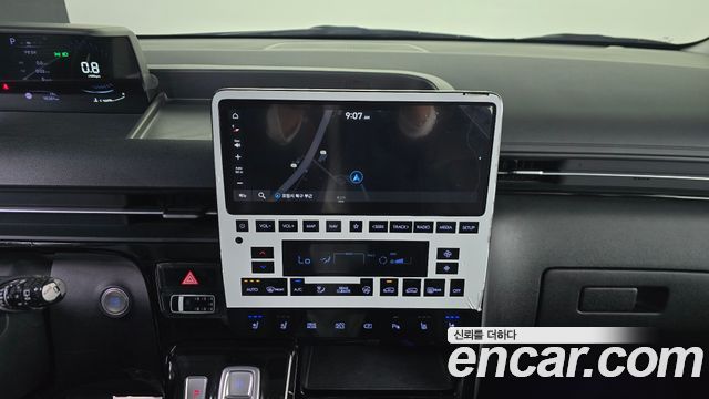 Hyundai Staria L3.5 Lounge 9-Seater Prestige 2023 — фото 13