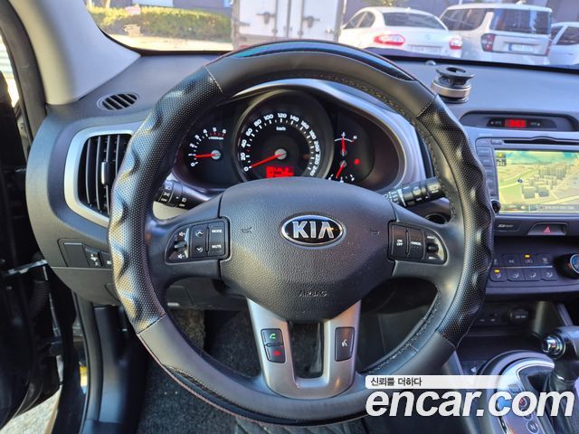 Kia Sportage R Diesel 2WD Trendy 2015 — фото 16