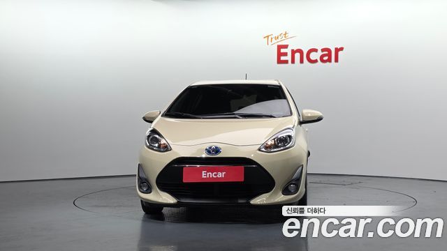 Toyota Prius C 1.5 2018 — фото 3