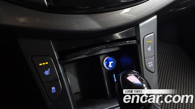Hyundai i40 Saloon 1.7 VGT Smart 2012 — фото 18